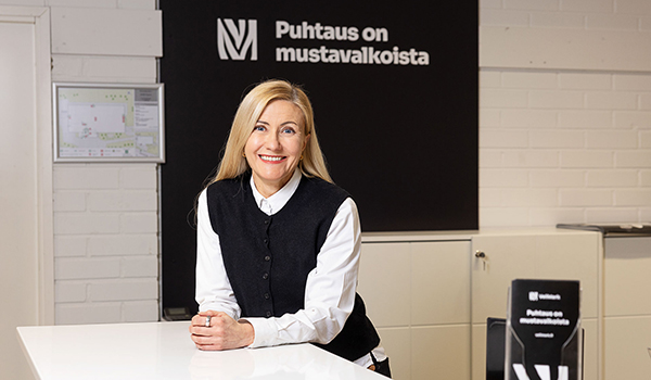 Henkilöstö- ja vastuullisuusjohtaja Nina Nykänen, VeliMark Oy.