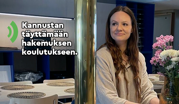 Kuvassa Jessica Pirttimaa, joka opiskeli Rastorissa data ja analytiikka liiketoiminnassa – tuotekehitystyön erikoisammattitutkinnon.