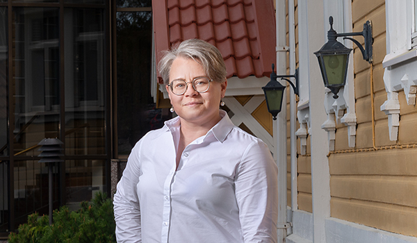 Mari Komulainen opiskeli Viestijän tutkinnon Rastorissa.