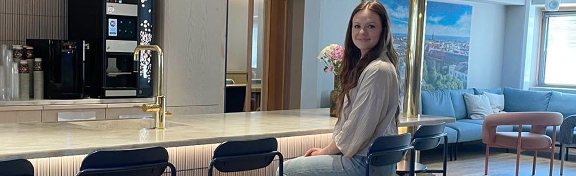 Jessica Pirttimaa opiskeli data ja analytiikka liiketoiminnassa – tuotekehitystyön erikoisammattitutkinnon Rastorissa. 