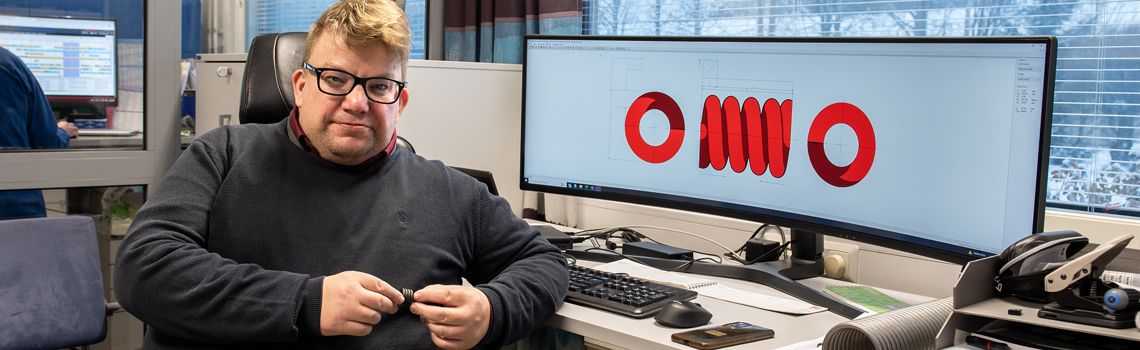 Meconetin tehdaspäällikkö osallistui Rastorin johtamiskoulutukseen.